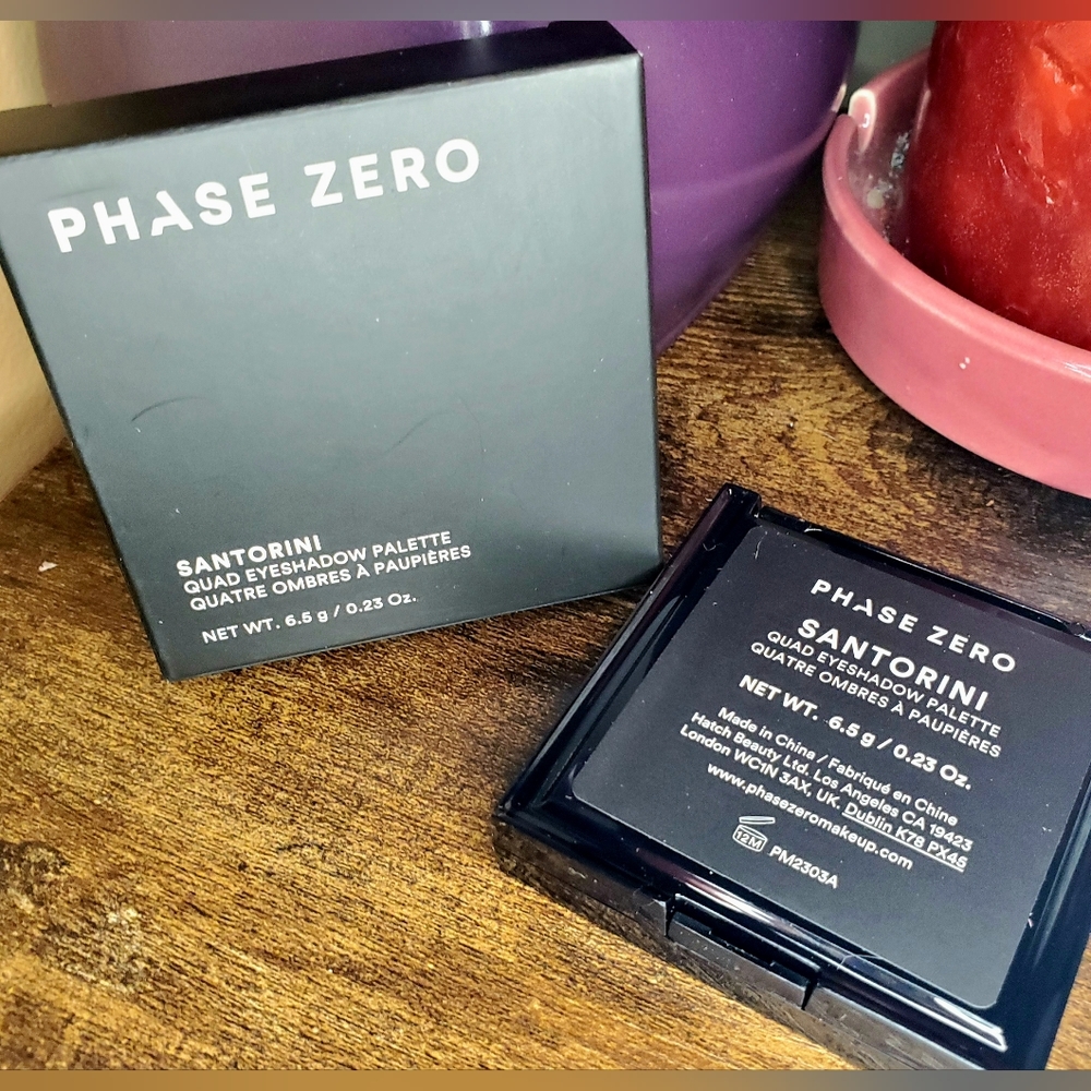 5/75$ PHASE ZERO MAKE UP - Quad Eyeshadow Palette in Santorini - Picture 6 of 16